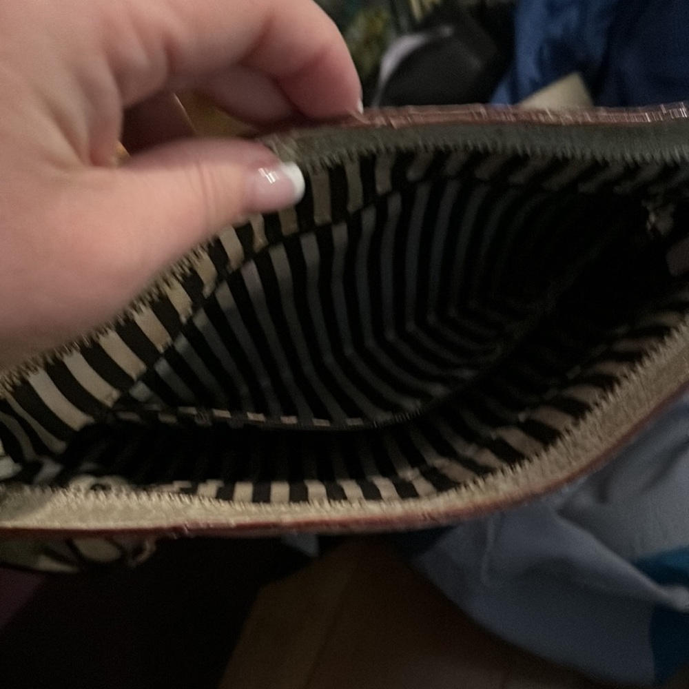 Purse - Picture 2 of 2